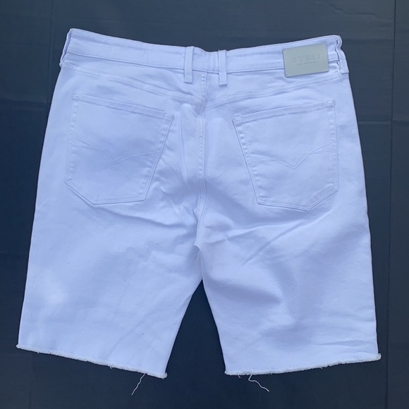Brand New GUESS White Slim Short SZ 38 - Picture 8 of 10
